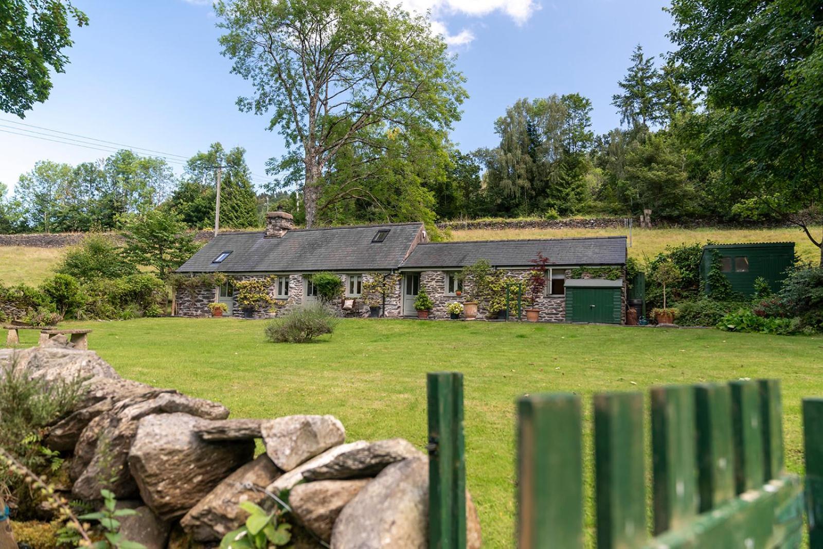 Glanrhyd Cottage ベトウス・ア・コーエド エクステリア 写真